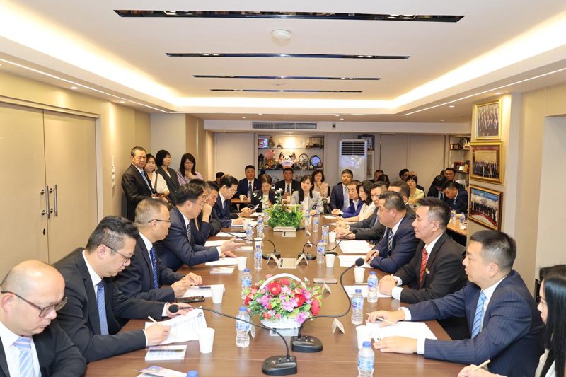 商务顾问：如何为企业打造竞争力
